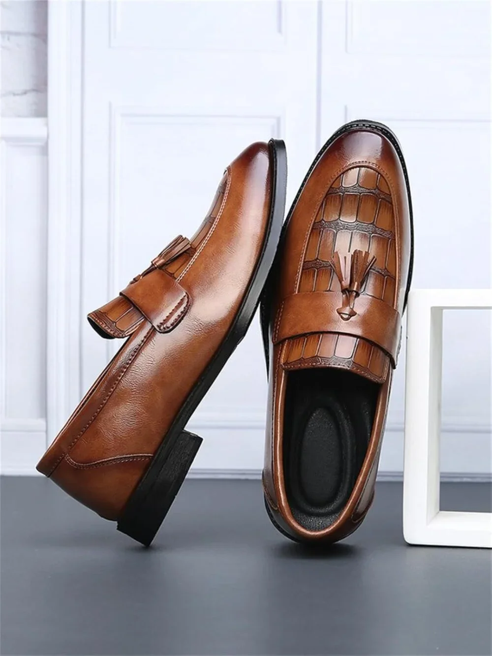 Men's Brown Crocodile Print Tassel Slip On Loafers Business Formal Dress Shoes
